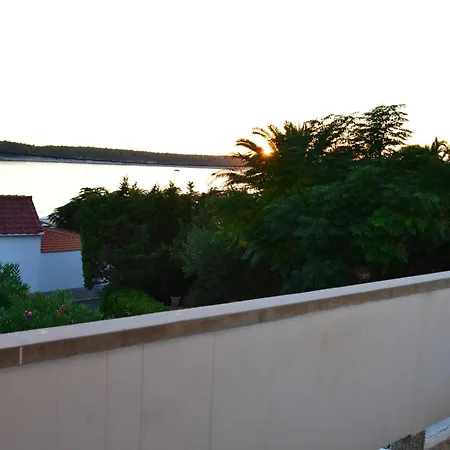 Pansion Ana بيت ضيافة Barbat na Rabu